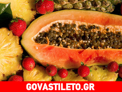 Mάσκα απολέπισης προσώπου με ανανά και παπάγια!